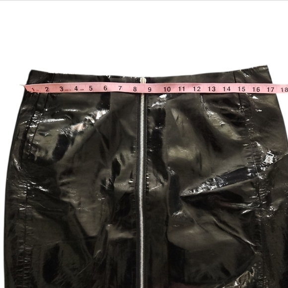 RAG&BONE | Heidi Patent Leather Mini Skirt in Black ~ Size US 12 - Picture 6 of 6